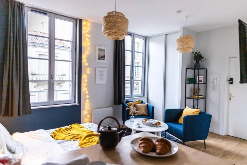 L'inattendu/studio Equipe Et Confortable